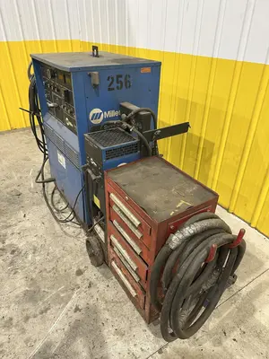 USED MILLER