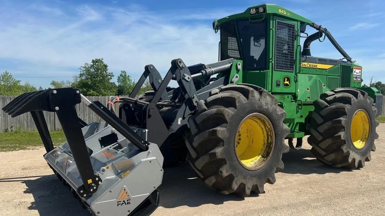 Used 2021 Deere 843L II Forestry Grinders Texas US | Rubbl #1070761