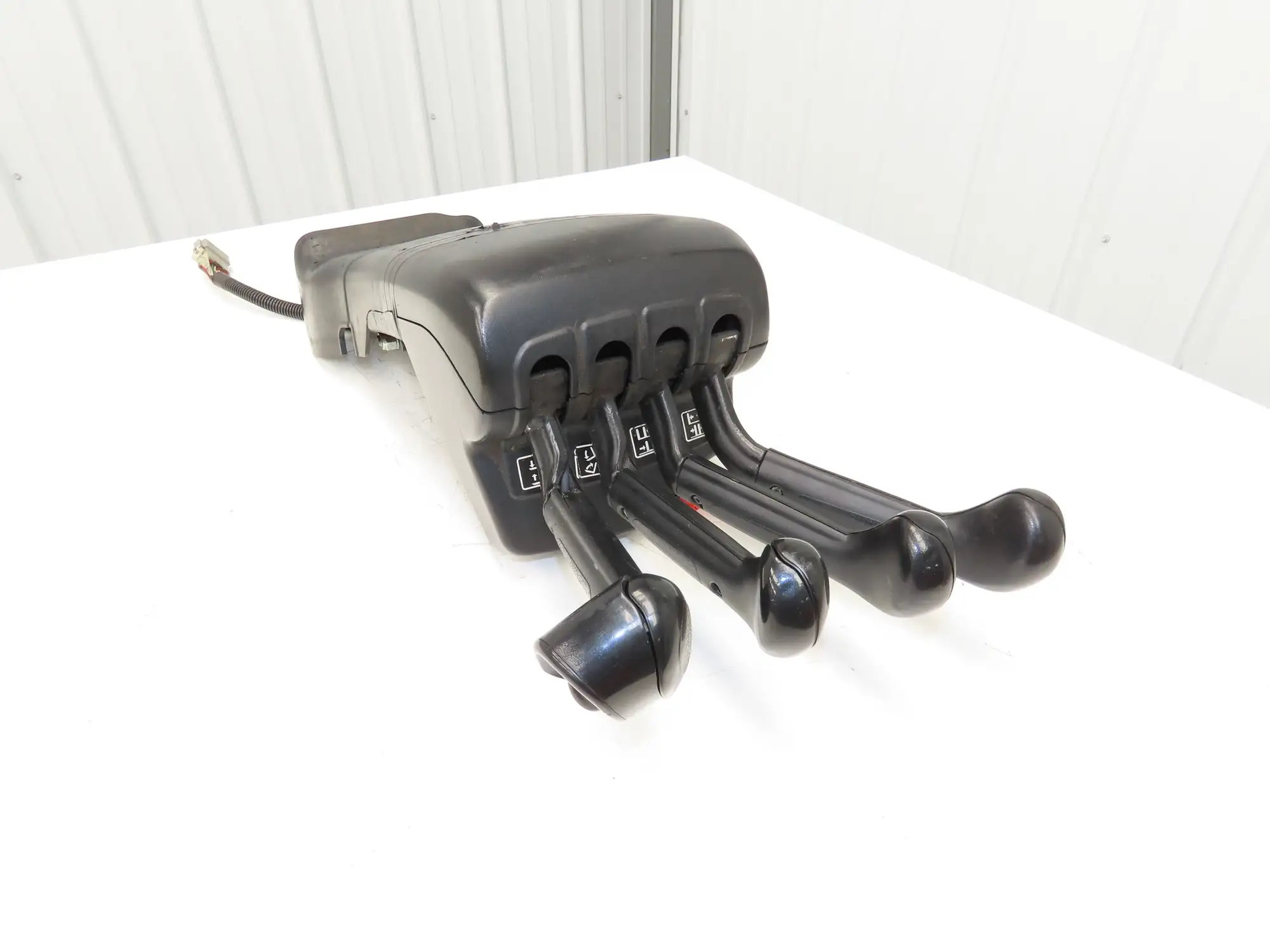 Hyster E80XN Forklift Four Lever Control Assembly Lift Tilt Shift Position READ