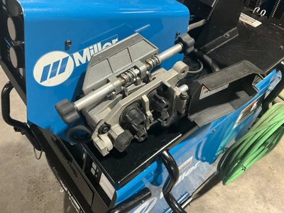 2015 MILLER PIPE WORX 400 Mig Welders | Direct Industrial (6)