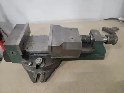 6" Hydraulic Vise
