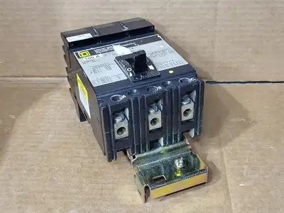 USED SQUARE D FA36100