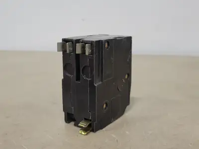 USED SQUARE D QO215