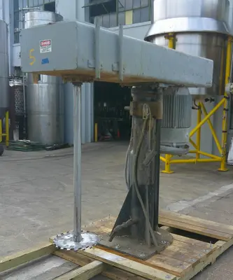SPC8581  Mixer and Blender 50/25 hp Cowles disperser, air over oil lift, two speed drive