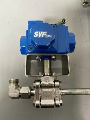 USED LOT OF 2 - SVF F.C.I STAINLESS STEEL HS15-2 VALVE ACTUATORS W/ 1" SANITARY FIT