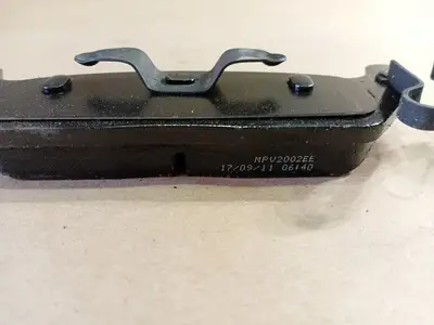 NEW FORD 4U2Z-2V200-A