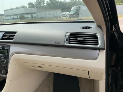 Used 2014 VOLKSWAGEN PASSAT Sedans Michigan US | Miedema Asset Management Group #1313934