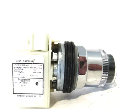 NEW SQUARE D 9001-KM38L-G PILOT LIGHT 9001KM38LG