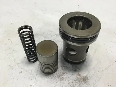 USED VICKERS 25-D10-30