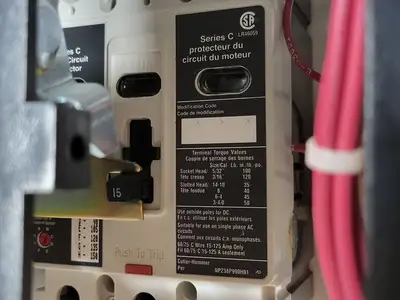 5 hp, 600V, 15A, 3-Ph FVNR Starter, Size 1 Bucket for Freedom 2100 MCC Frame