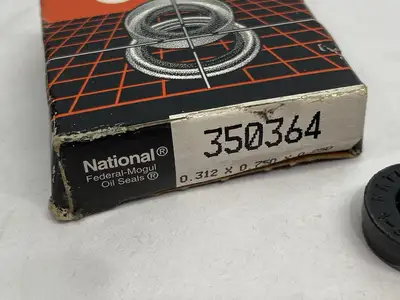 USED FEDERAL-MOGUL OIL SEAL 0.312 X 0.750 X 0.250