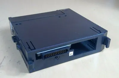 GE Fanuc IC693MDL645H Input Module 24VDC 16Pt Pos/Neg Logic 3H