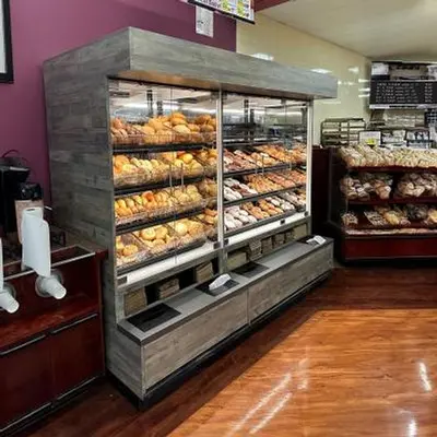 CAYUGA _UNKNOWN_ Pastry Case w Ledge | Harvest Equipment and Fabrication Inc (3)