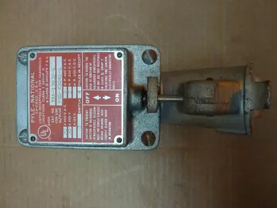 USED PYLE NATIONAL YXA-13032-G