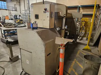 USED 2005 ACCURPRESS 717512