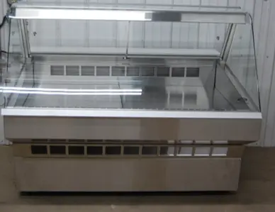 142-0002 Federal SQ5CD 60 Inch Refrigerated Curved Glass Deli Display Case