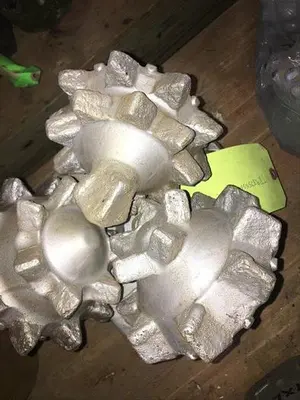 Used AFTERMARKET 9-7/8" TRI-CONE BIT - STEEL TOOTH - SOFT FORMATION Drills Pennsylvania US | East West Machinery & Drilling #1415578