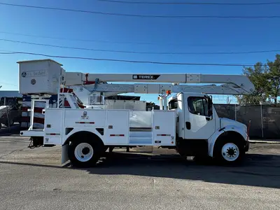 Used 2016 FREIGHTLINER M2 106 Tractors & Trailers Florida US | Truck and Van Outlet #1506256