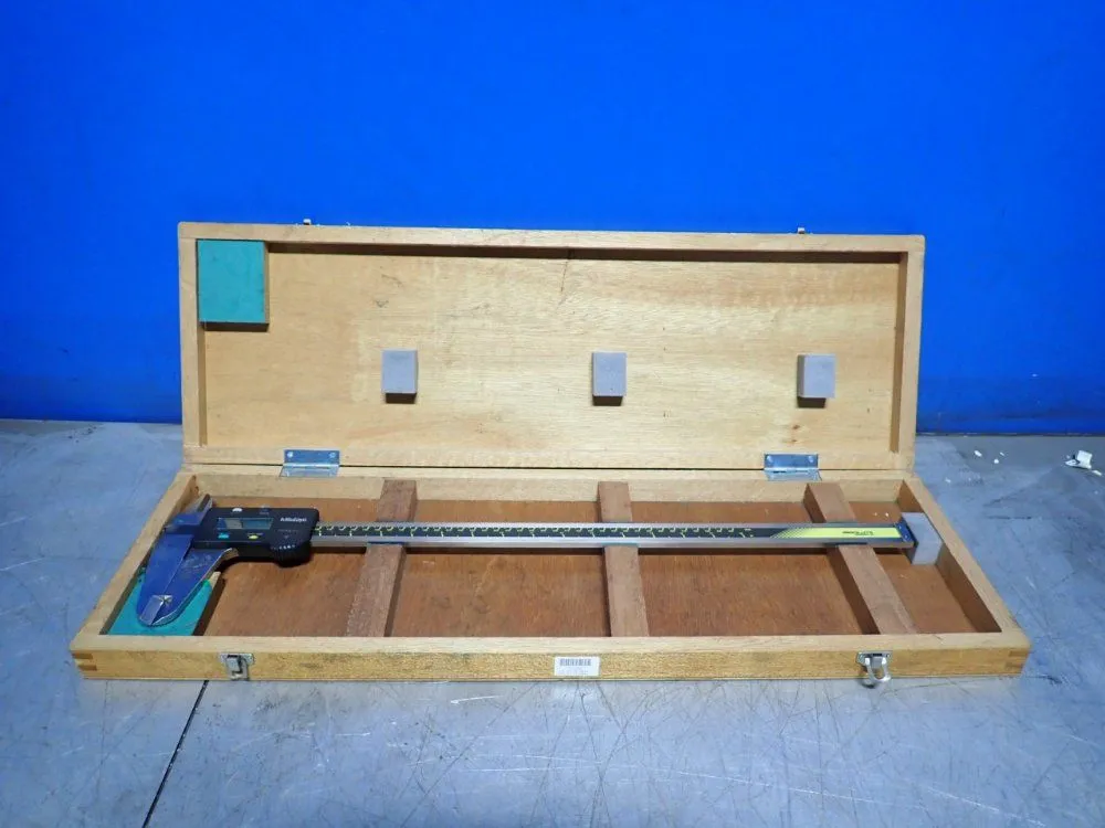 Used MITUTOYO _UNKNOWN_ Digital Calipers Ohio US | HGR 24 #1233356