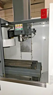 Haas _UNKNOWN_ Machining Centers & Milling Machines | Amiron Machinery (4)