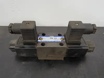 USED YUKEN DSG-01-3C60-A120N-5090G
