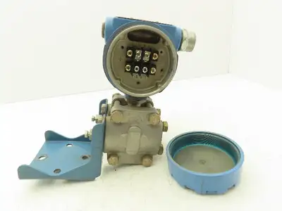 Rosemount 1151DP4S22 Electronic Pressure Transmitter 2000PSI 45VDC W/Bracket