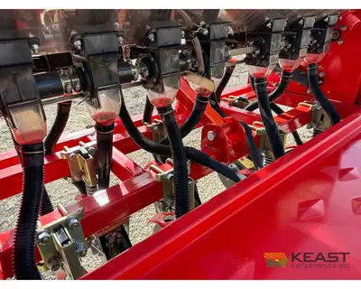 Used TAR RIVER _UNKNOWN_ Food Plot Seeders Iowa US | Keast Enterprises #1360509