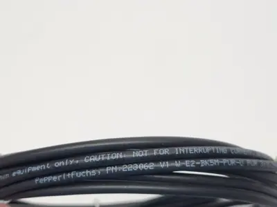 USED PEPPERL+FUCHS V1-W-E2-BK5M- PUR-U, 223062