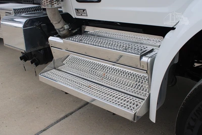 Used 2027 PETERBILT 548 Hooklifts & Roll-Offs Texas US | Roll Off Truck World #1491992