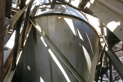 70' x 10' Stainless Storage Bin, 65,000 lb capacity