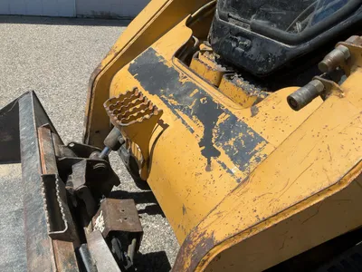 USED CATERPILLAR 287 MULTI TERRAIN LOADER