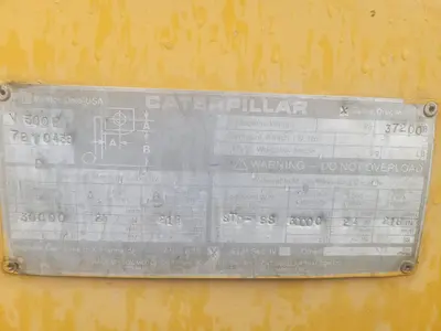 1993 CATERPILLAR V300B Forklifts | MD Equipment Services LLC (29)