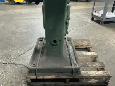 Used BECKERBRAINARD MILLING MACHINE CO. NO. 3 Heavy Duty & Sensitive Single Spindle Drills Ohio US | HGR 24 #1521415