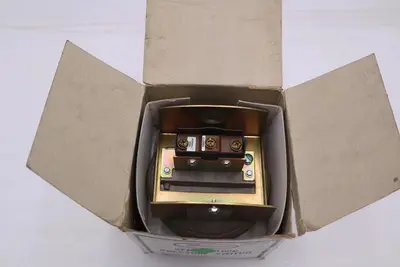 DWYER SERIES 1800 PRESSURE SWITCH 1823-0 - NEW IN BOX - STOCK L213CC