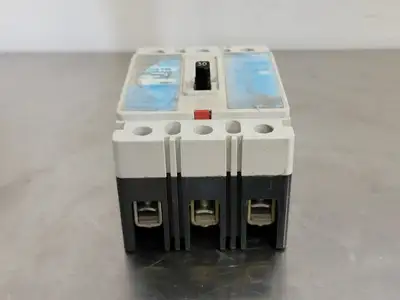USED CUTLER-HAMMER EHD3030
