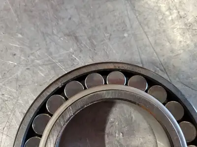 NEW SKF 22216 EK/C3