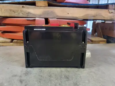 New | in-Stock CROUSE-HINDS GHG2632301L0002 Switchgears British Columbia CA | Lenmark #242102