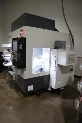 Used 2025 HAAS UMC-400SS Universal Machining Centers Minnesota US | Machinesused.com #1340449