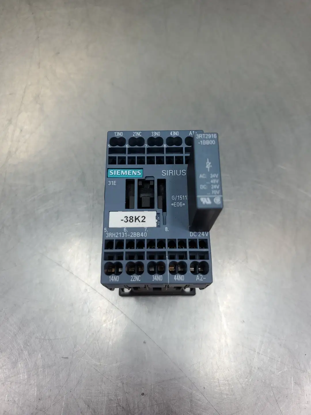 SIEMENS 3RH21312BB40 Contactor w/3RT29161BB00 Module. 4C44