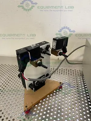 USED APPLIKON ADI 1030 BIO CONTROLLER W/ WATSON MARLOW 101U/R, COLE PARMER FLOWMETER
