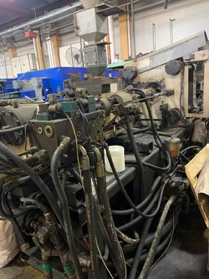USED 2000 MILACRON,  CINCINNATI MILACRON MT225-15
