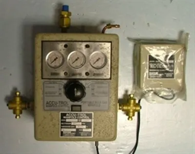 QTY. 1. WESTERN ENTERPRISES ACCU-TROL MANIFOLD CON...