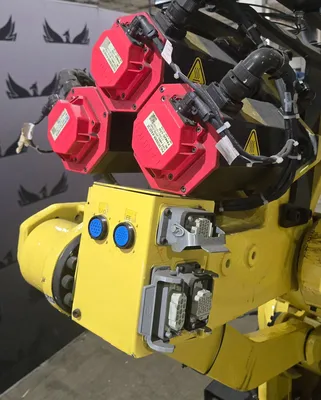 Used 2005 FANUC M-900iA/350 + R-J3iC Robots Michigan US | iGAM Industrial Marketplace #1293858