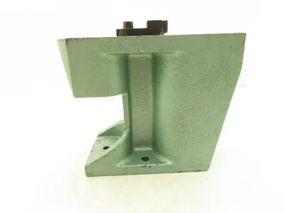 Bison 1115-50 CNC Tool Holder Vise CAT 50 Cast Iron Clamping Tool Changer