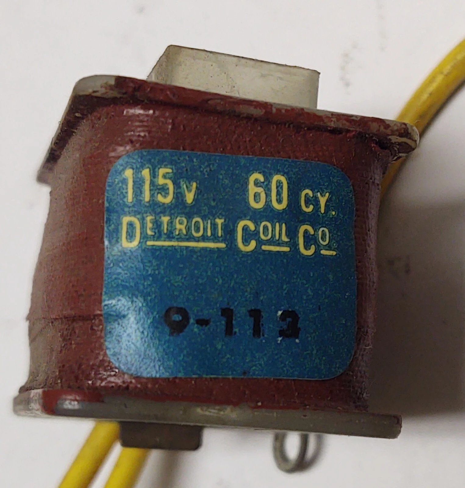 DECCO 9-113 SOLENOID COIL 115V 60HZ HYDRAULIC VALVE FREE SHIPPING