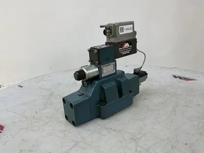 USED BOSCH 0 811 404 477