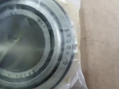 NEW SKF 33206/Q
