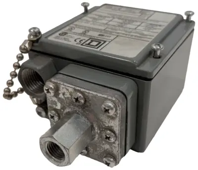 NEW SQUARE D 9012 GAW-6