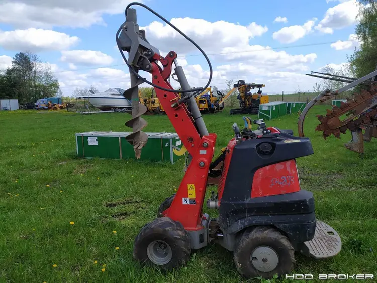 Used 2014 DITCH 2014 DITCH WITCH R300 Trenchers Florida US | HDD Broker #1346578