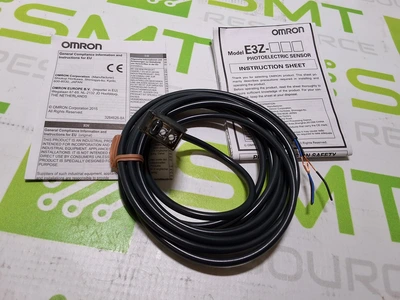 NEW OMRON E3Z-D81